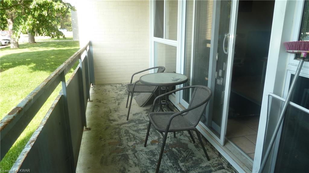 91 CONROY Crescent Unit# 307, Guelph, Ontario, Canada