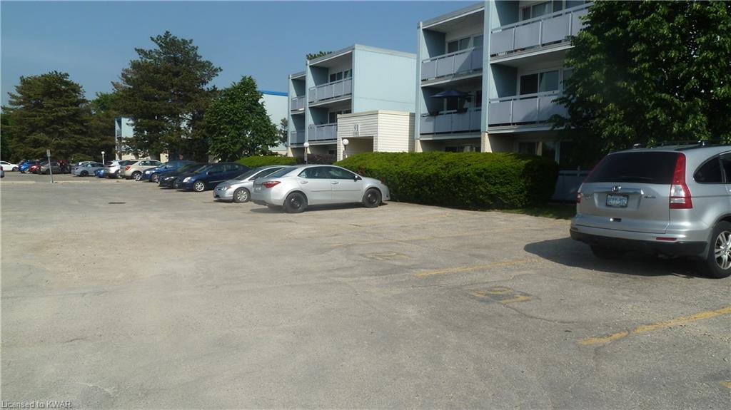 91 CONROY Crescent Unit# 307, Guelph, Ontario, Canada