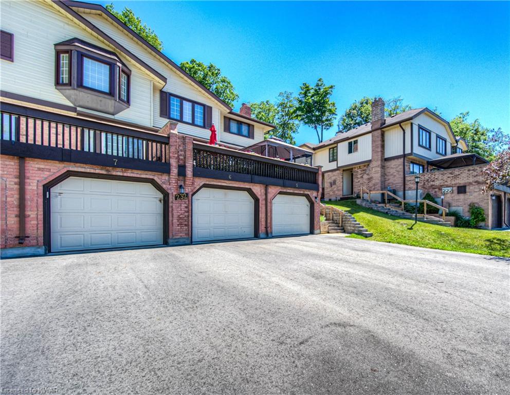 232 KINGSWOOD Drive Unit# 6, Kitchener, Ontario, Canada
