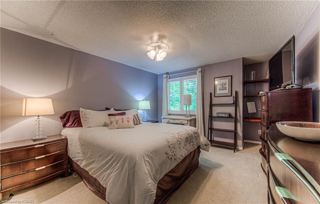 232 KINGSWOOD Drive Unit# 6, Kitchener, Ontario, Canada