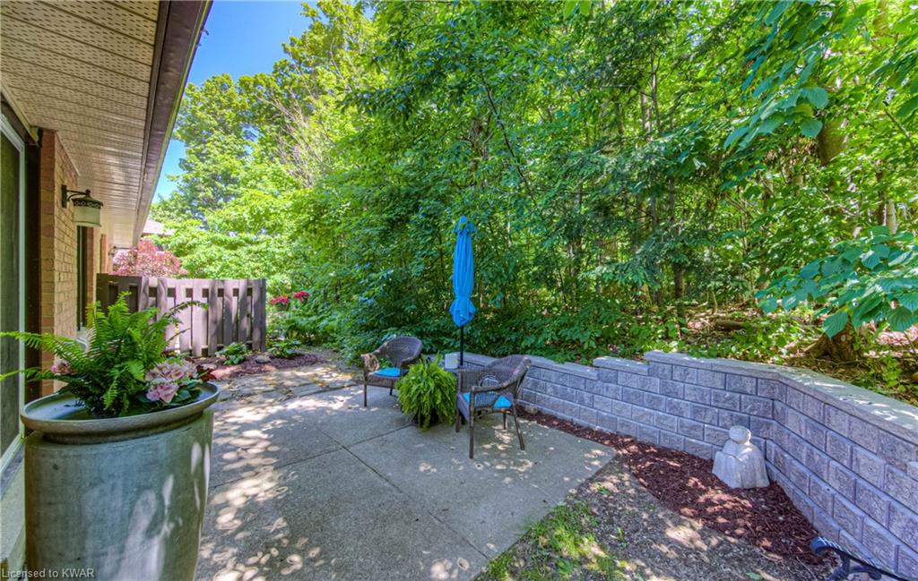 232 KINGSWOOD Drive Unit# 6, Kitchener, Ontario, Canada