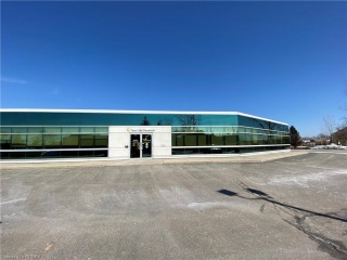 17 CORPORATE Place Unit# D, Brantford Ontario, Canada