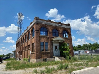 11 WADSWORTH Street, Brantford Ontario, Canada