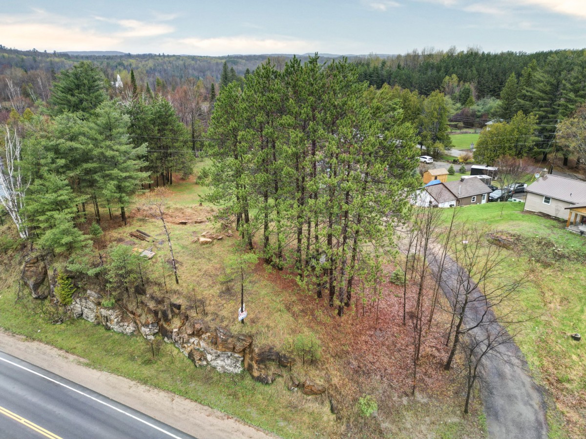 26686 Highway 62 South, Bancroft, Ontario, Canada