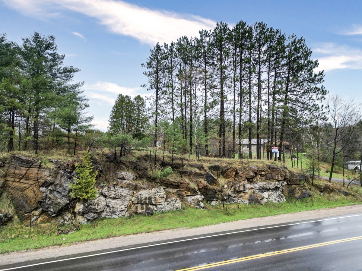 26686 Highway 62 South, Bancroft, Ontario, Canada