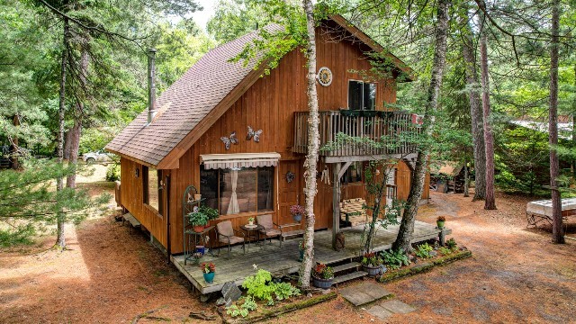1036 Barbara Road, Harcourt, Ontario, Canada