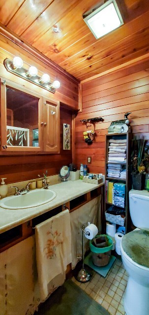 1036 Barbara Road, Harcourt, Ontario, Canada