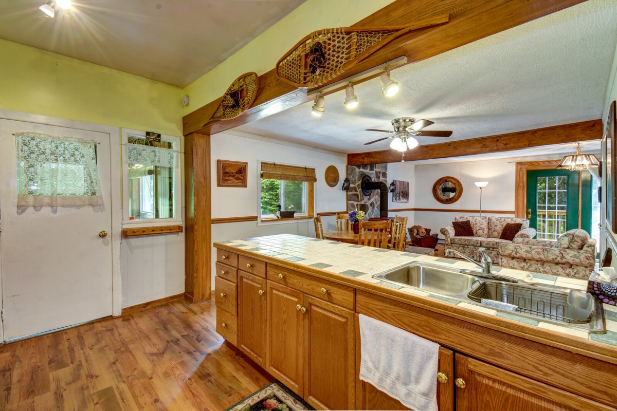 28766 Highway 60, Whitney, Ontario, Canada