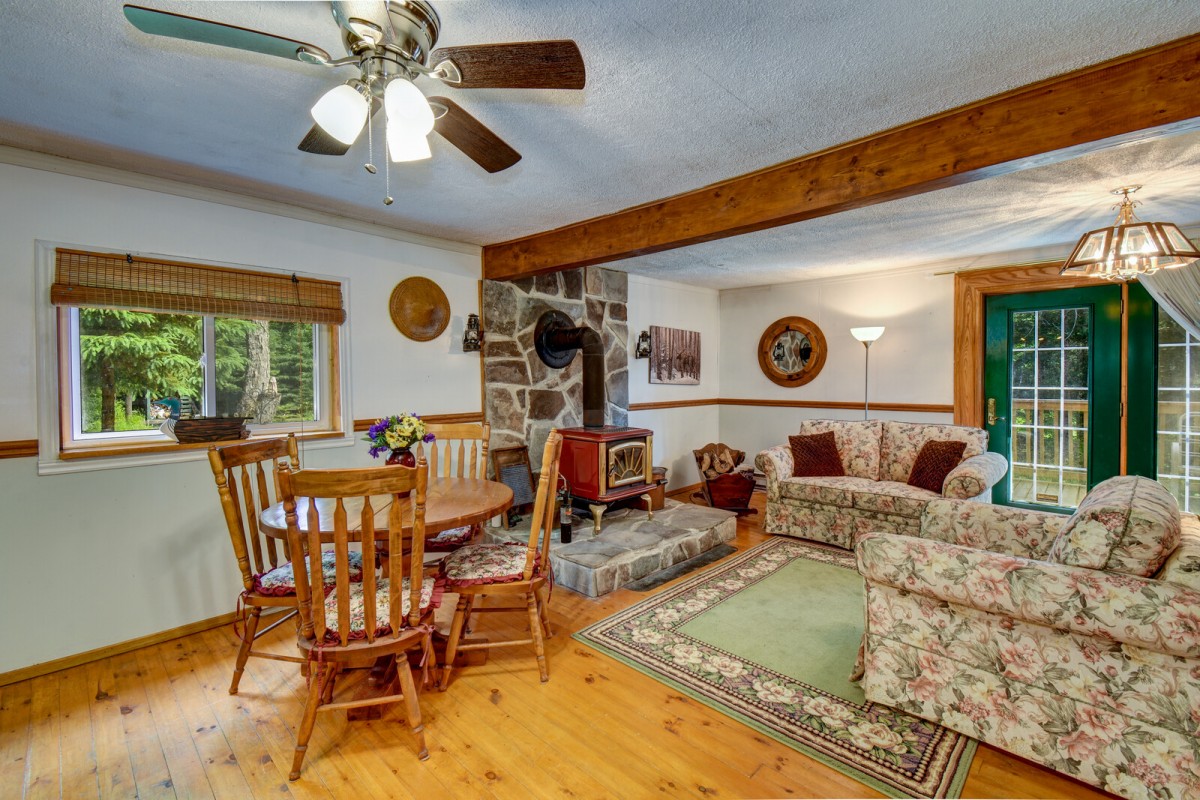 28766 Highway 60, Whitney, Ontario, Canada