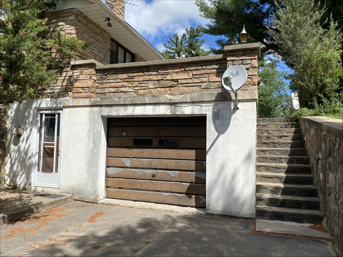 14 High School Lane, Bancroft, Ontario, Canada