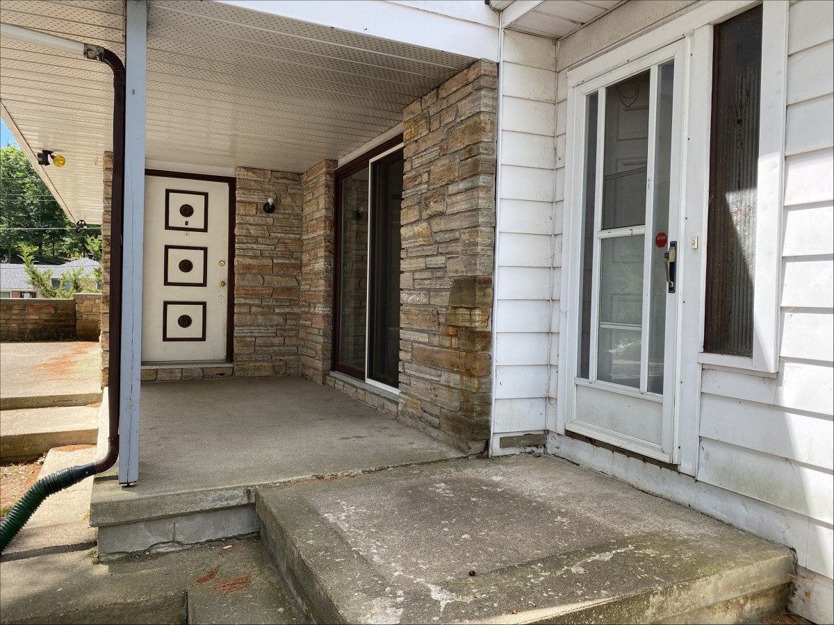 14 High School Lane, Bancroft, Ontario, Canada