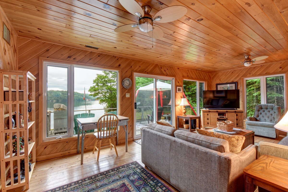 13 Bluff Rd, Maple Leaf, Ontario, Canada