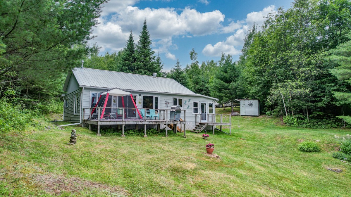 13 Bluff Rd, Maple Leaf, Ontario, Canada