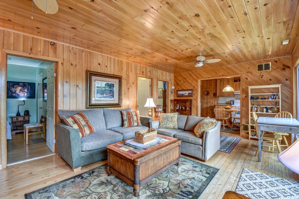 13 Bluff Rd, Maple Leaf, Ontario, Canada