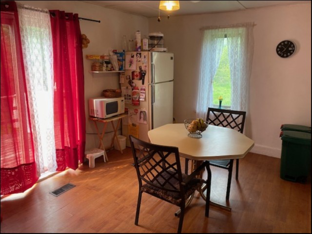 710 Rose Island Road