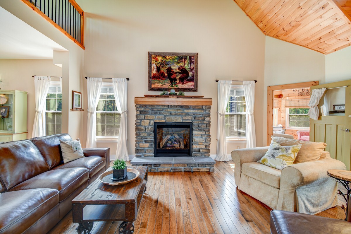 1186 Upper Paudash Rd, Bancroft, Ontario, Canada