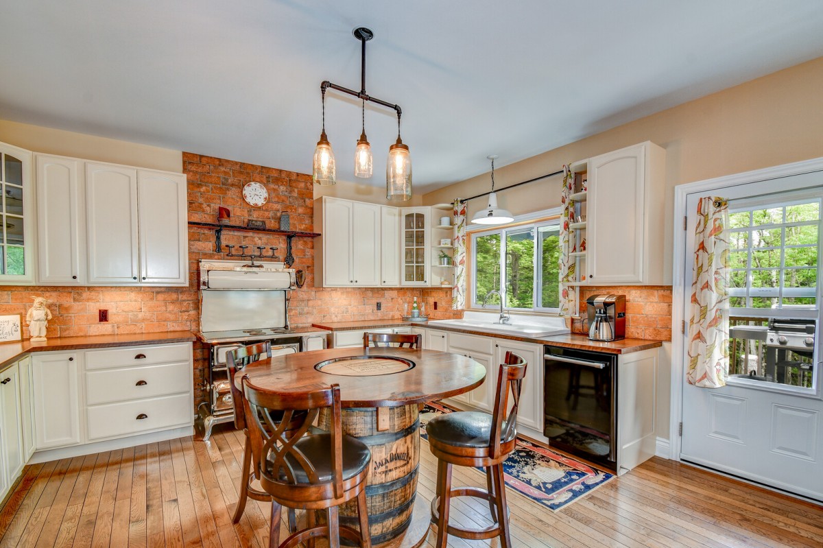 1186 Upper Paudash Rd, Bancroft, Ontario, Canada