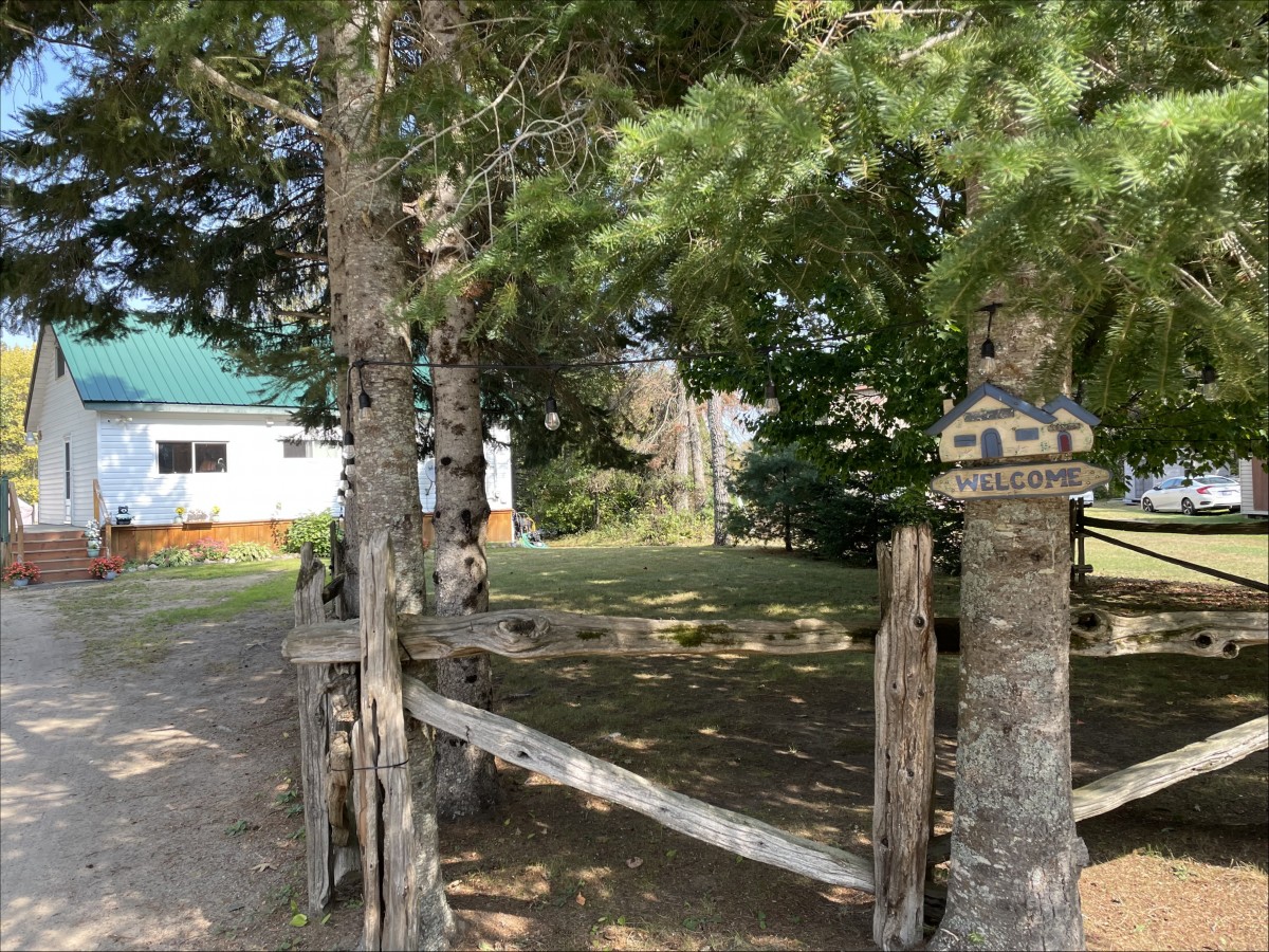 343 Glory Road, Bancroft, Ontario, Canada