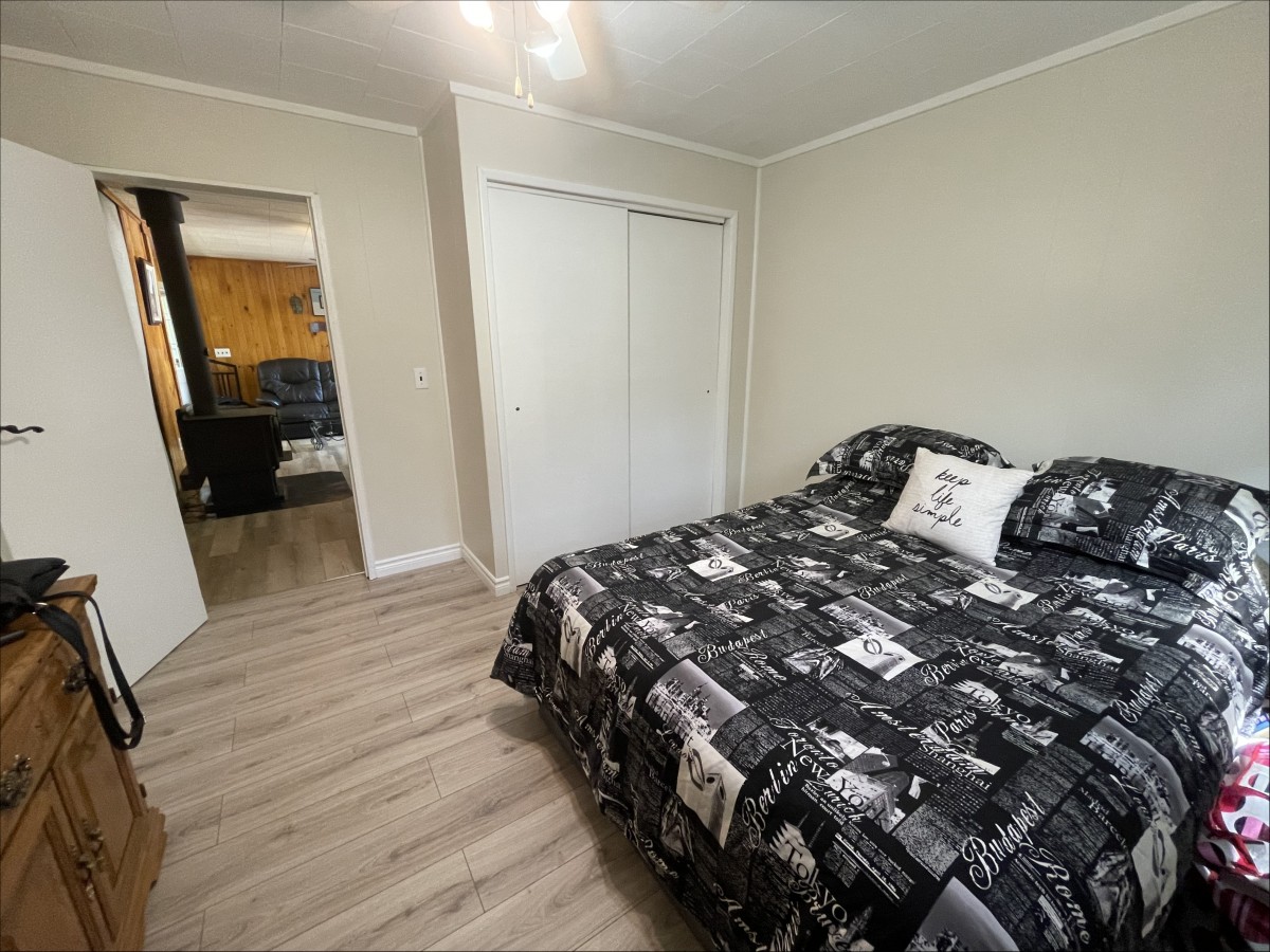 343 Glory Road, Bancroft, Ontario, Canada