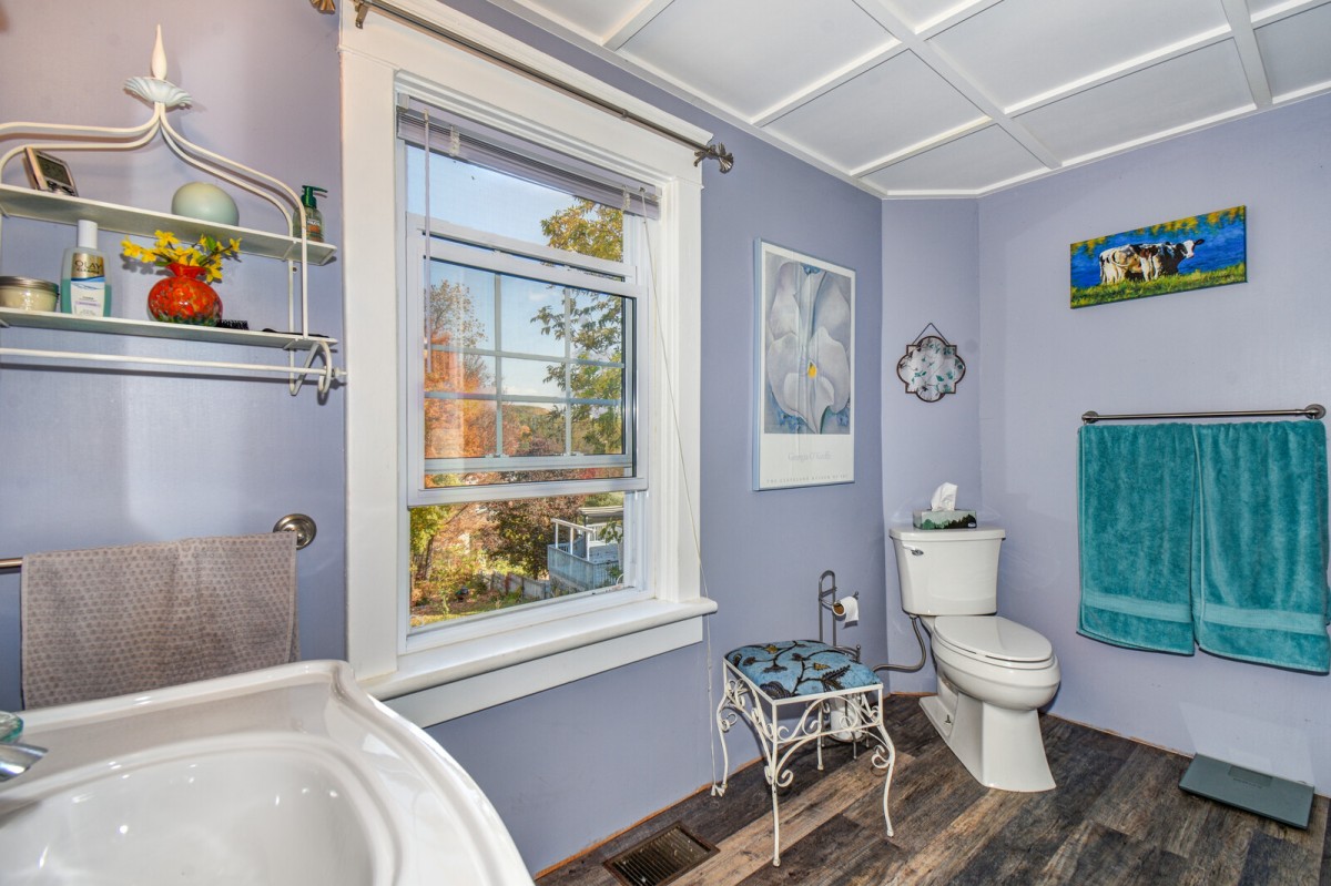 7 Sherbourne Street North, Bancroft, Ontario, Canada