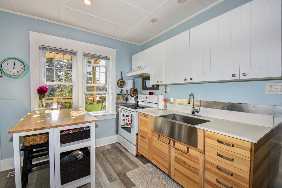 7 Sherbourne Street North, Bancroft, Ontario, Canada