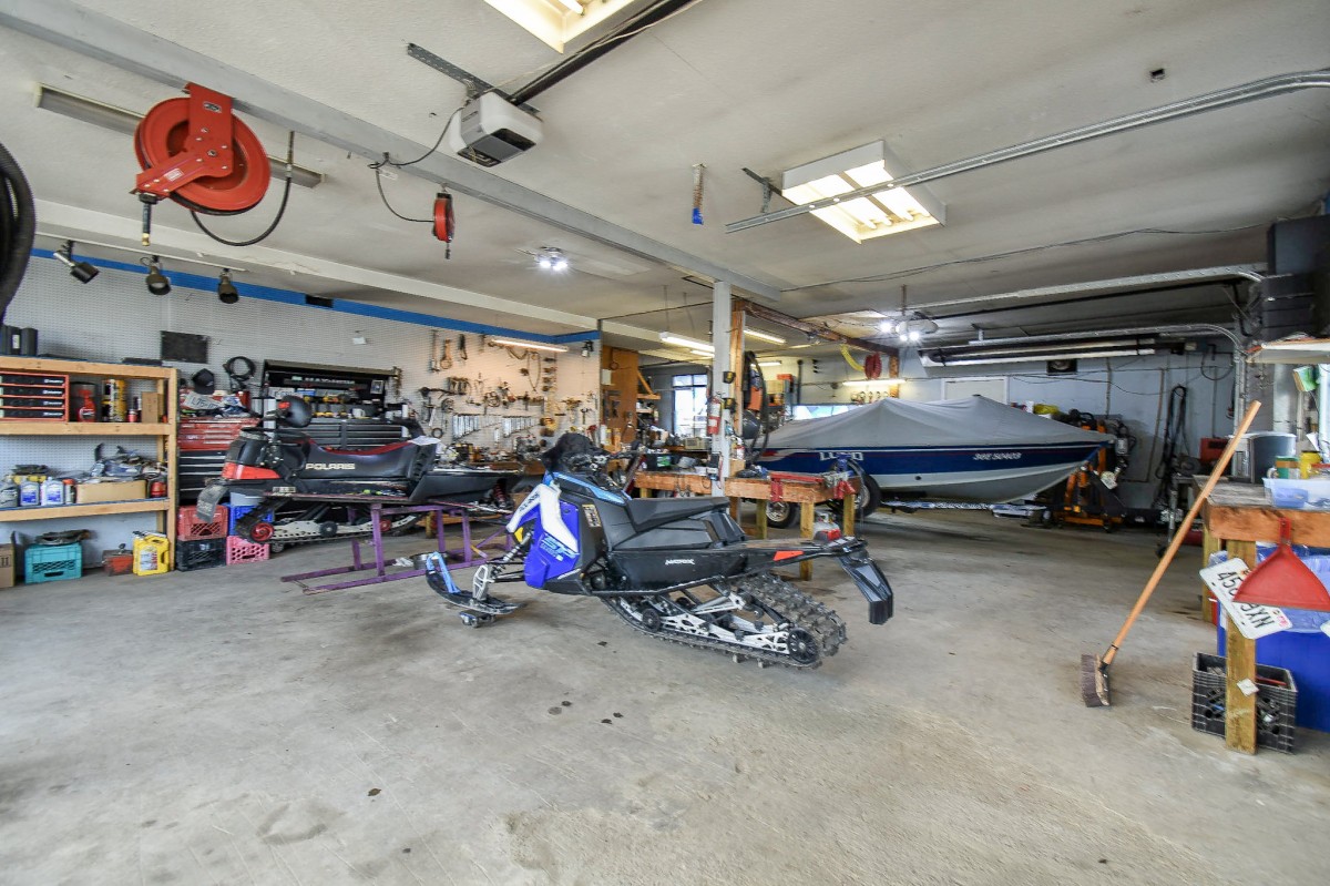 27709 Highway 28 South, Bancroft, Ontario, Canada
