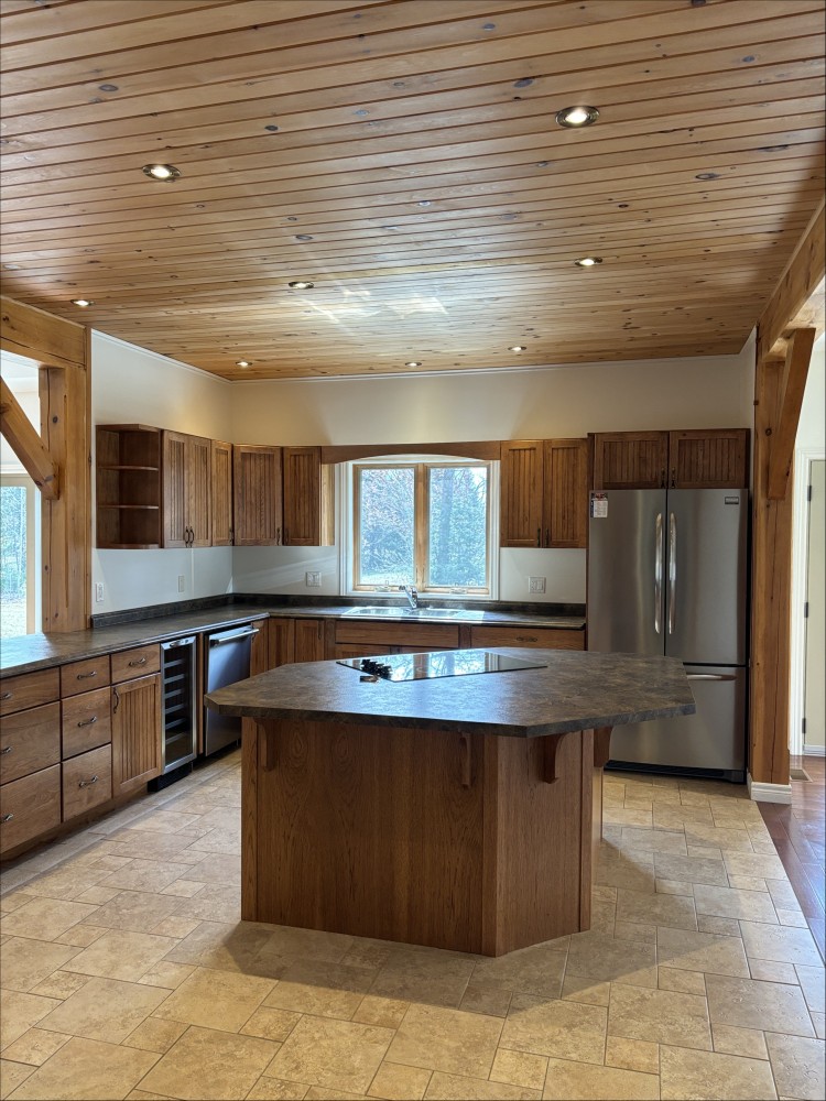 32 Nicklaus Drive, Bancroft, Ontario, Canada