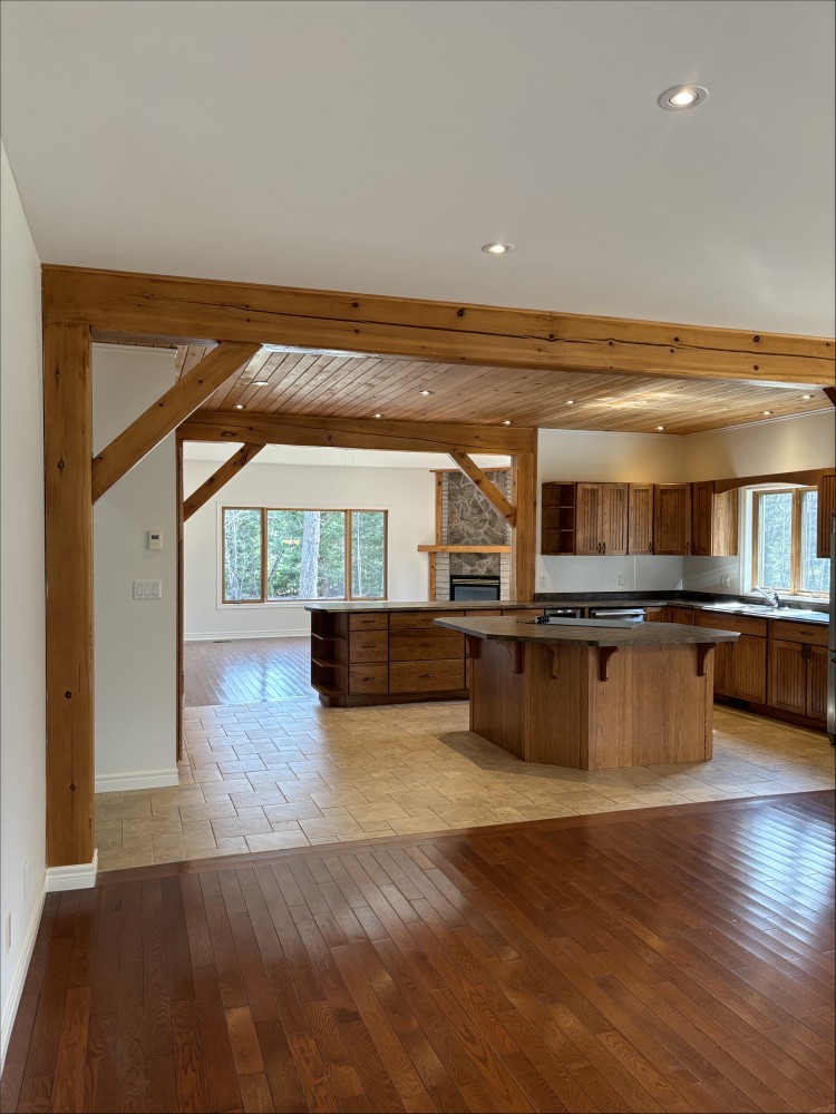32 Nicklaus Drive, Bancroft, Ontario, Canada