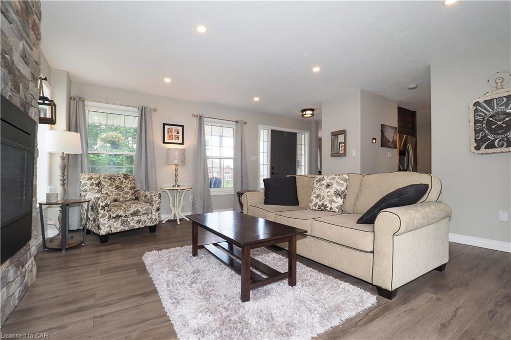 75 REINER Crescent, Wellesley, Ontario, Canada