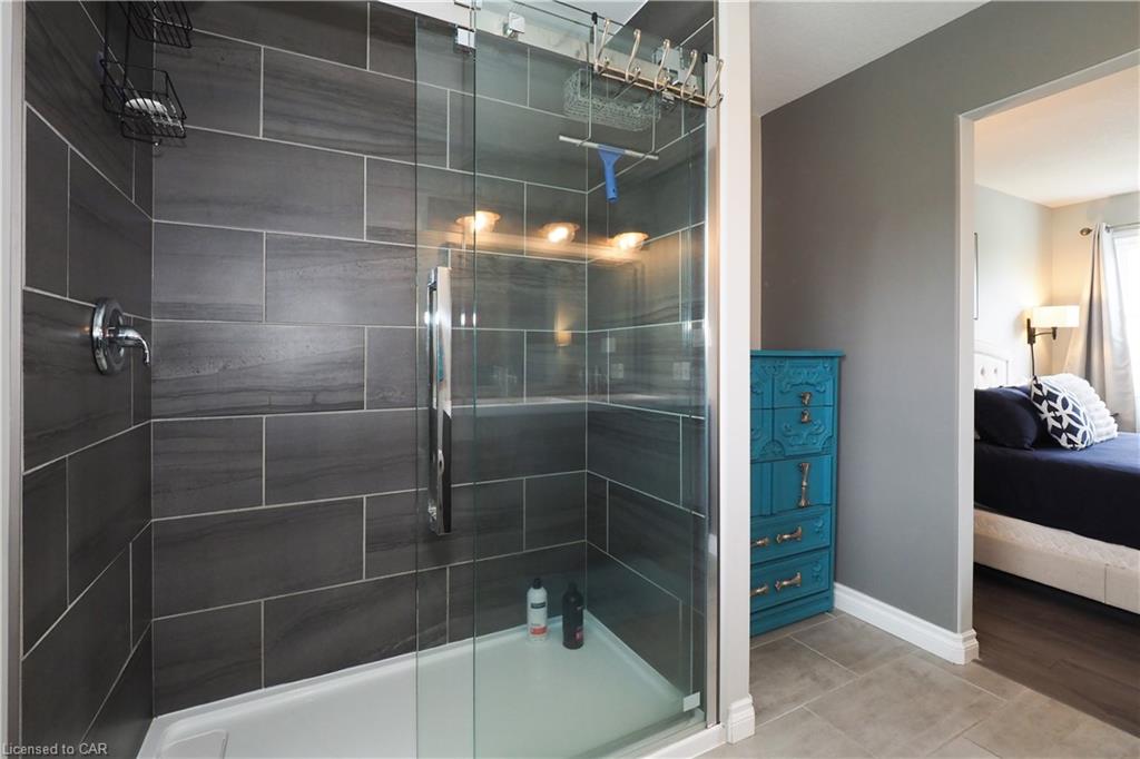 75 REINER Crescent, Wellesley, Ontario, Canada