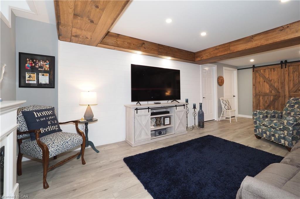 75 REINER Crescent, Wellesley, Ontario, Canada