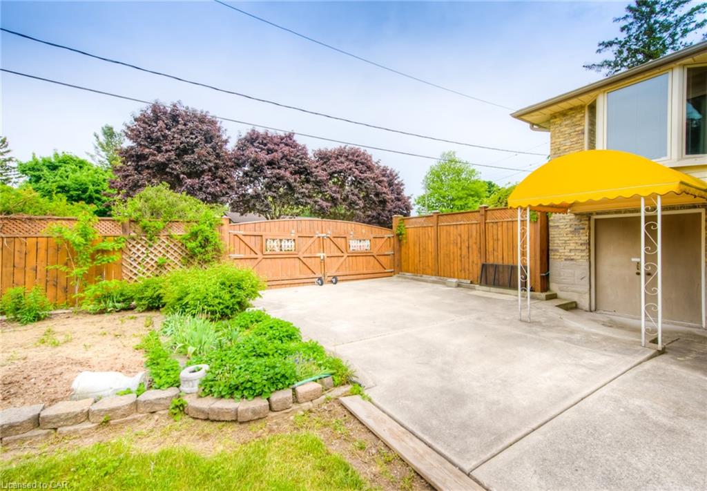 58 SUMMERSIDE Crescent, Cambridge, Ontario, Canada