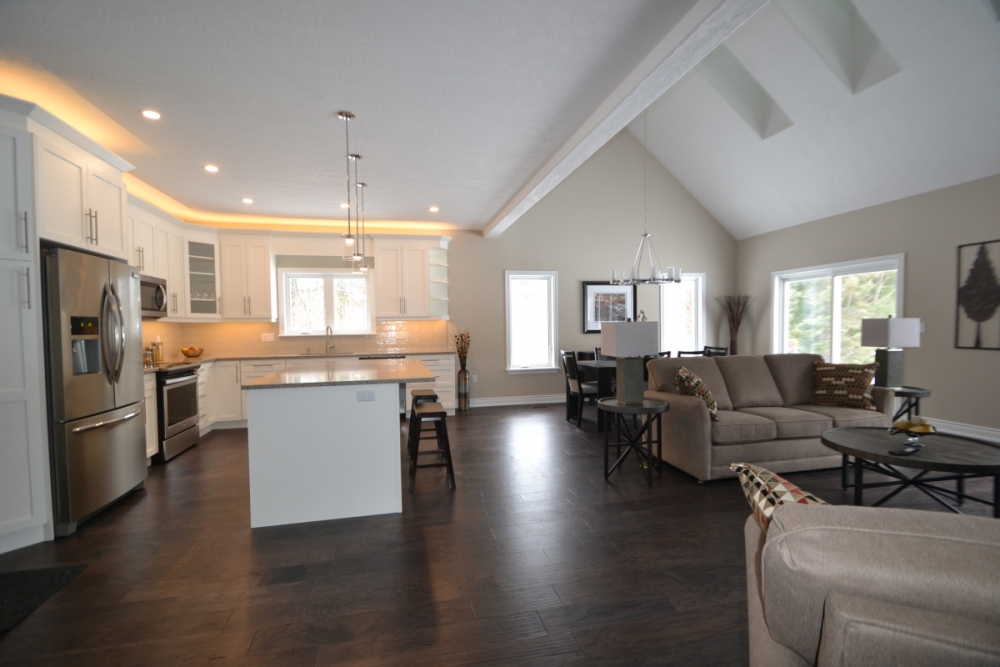 2 Bancroft Ridge Dr., Bancroft Ontario, Canada