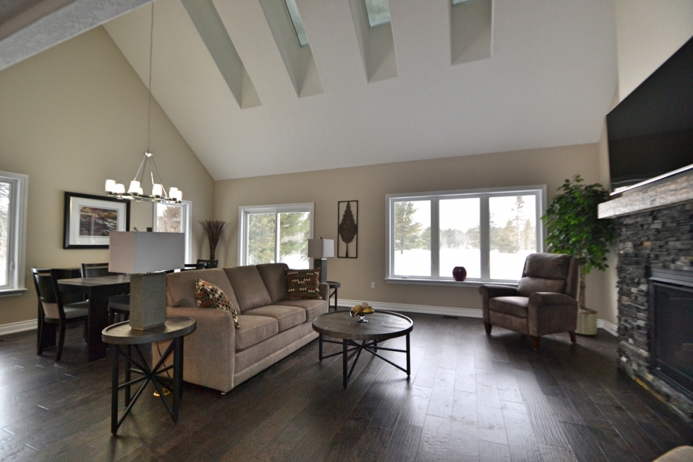 2 Bancroft Ridge Dr., Bancroft Ontario, Canada