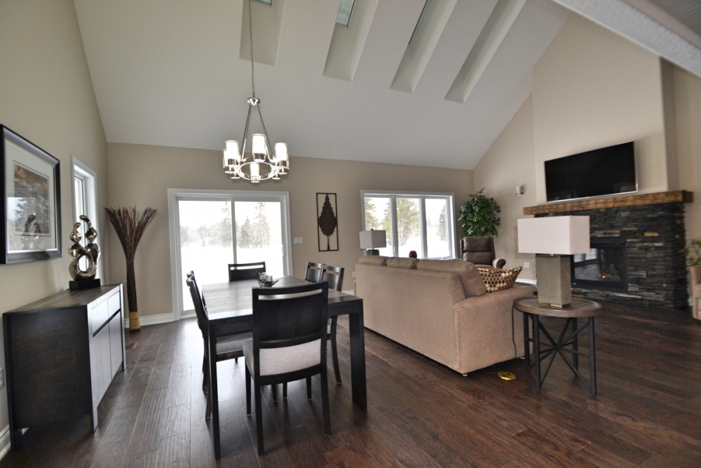 2 Bancroft Ridge Dr., Bancroft Ontario, Canada