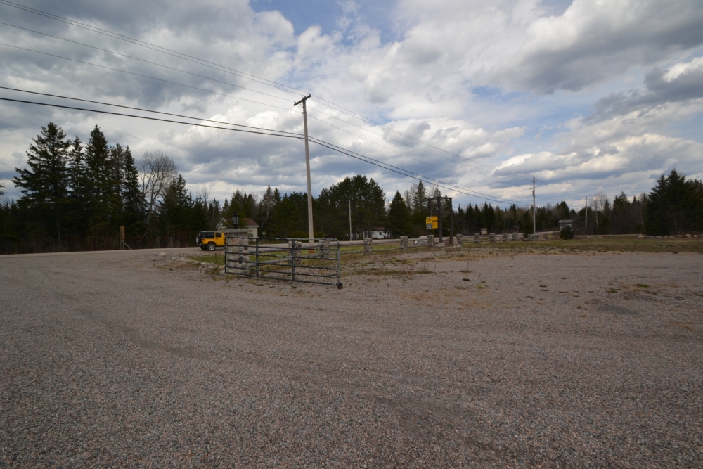 33664 Highway 62, N.