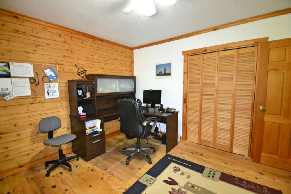 1835 South Baptiste Lake Road, Hastings Highlands Ontario, Canada