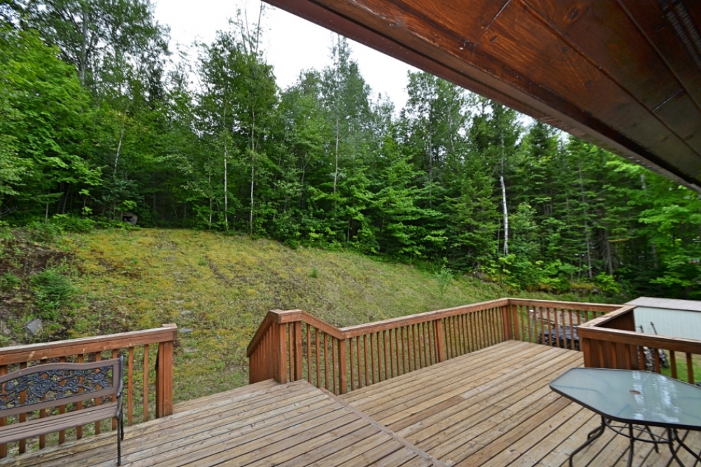 1835 South Baptiste Lake Road, Hastings Highlands Ontario, Canada