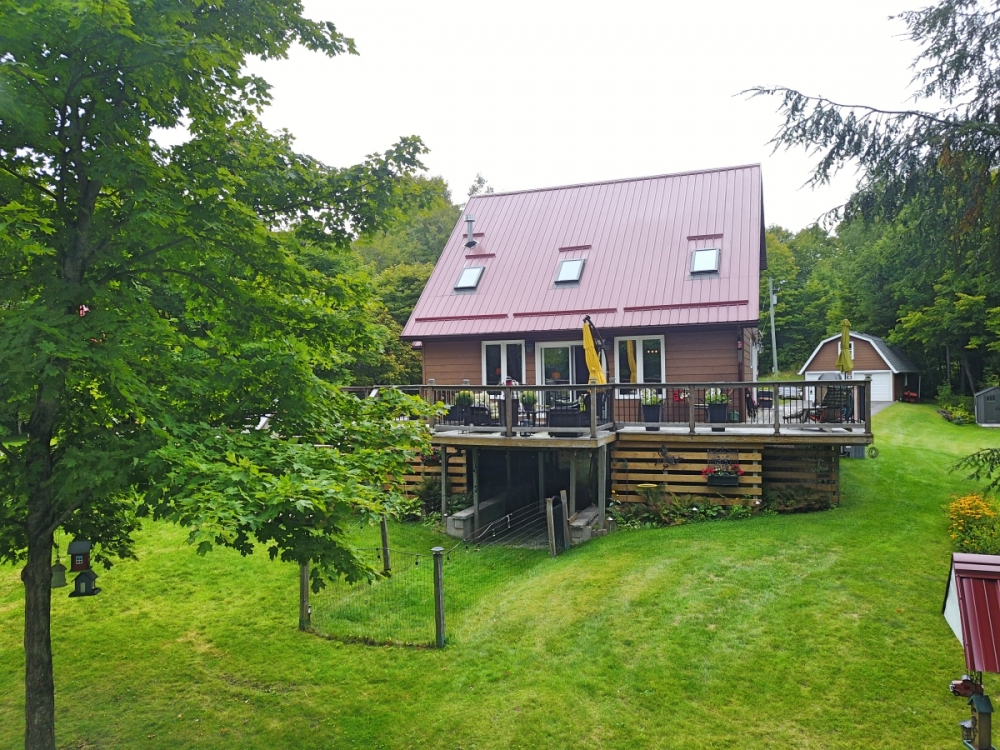 1115A Steenburg Lake Road North, Gilmour Ontario, Canada