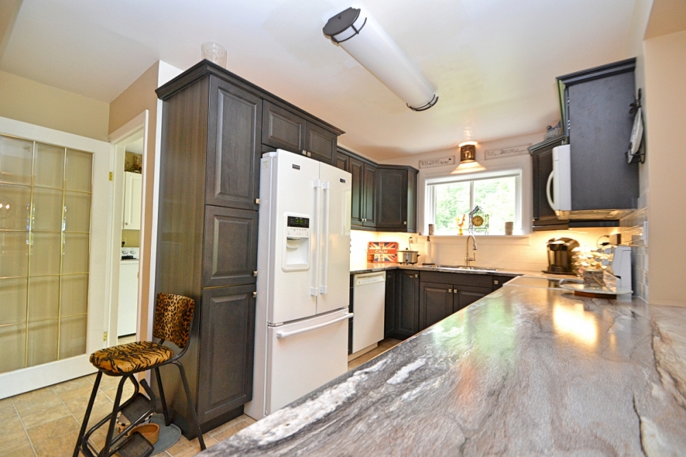 1115A Steenburg Lake Road North, Gilmour Ontario, Canada