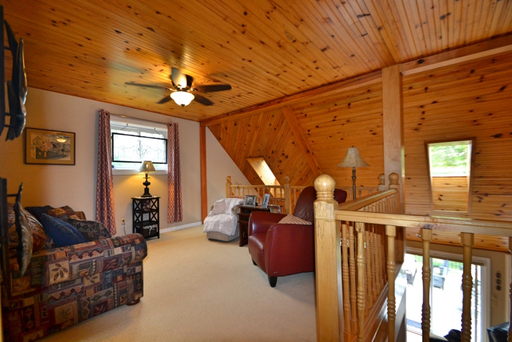 1115A Steenburg Lake Road North, Gilmour Ontario, Canada