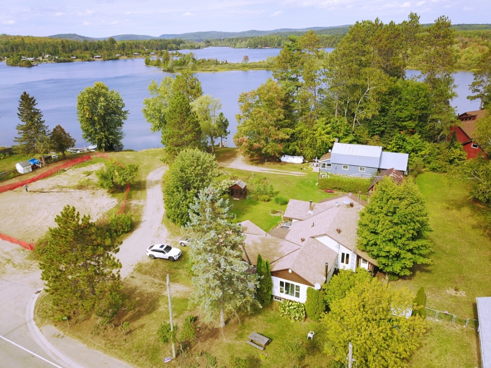 39277 Combermere Rd, Combermere Ontario, Canada