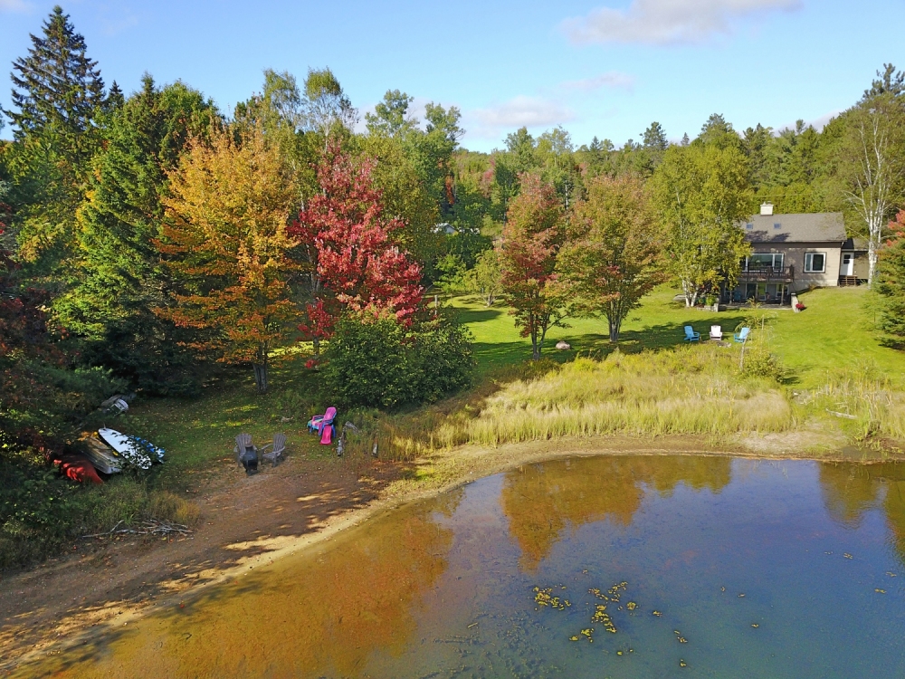 1988 Bay Lake Road, Faraday Ontario, Canada
