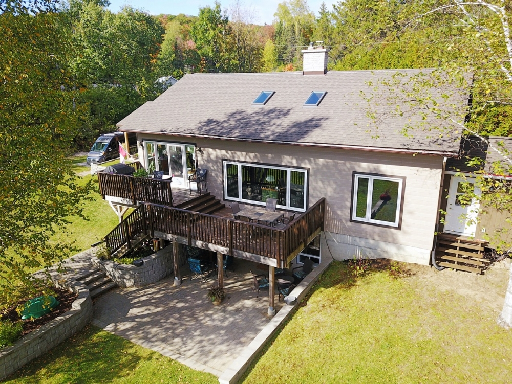 1988 Bay Lake Road, Faraday Ontario, Canada