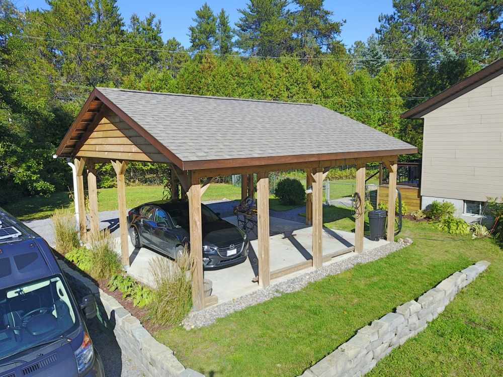1988 Bay Lake Road, Faraday Ontario, Canada