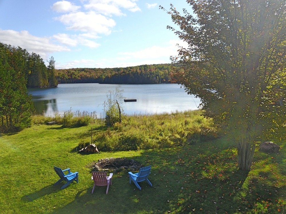 1988 Bay Lake Road, Faraday Ontario, Canada