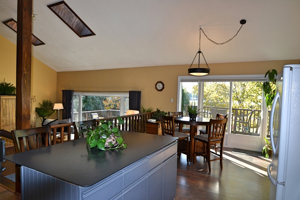 1988 Bay Lake Road, Faraday Ontario, Canada