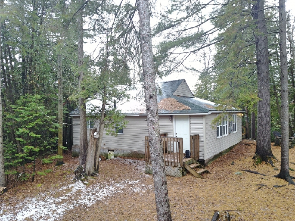 63 Salmon Trout Lane, Hastings Highlands Ontario, Canada