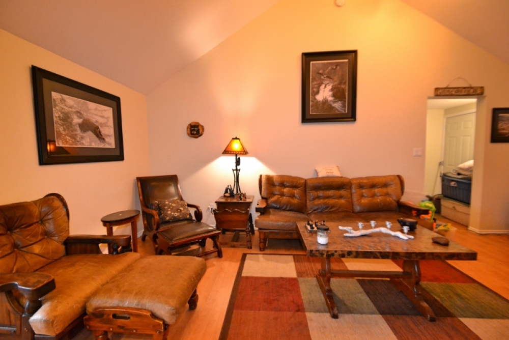 63 Salmon Trout Lane, Hastings Highlands Ontario, Canada