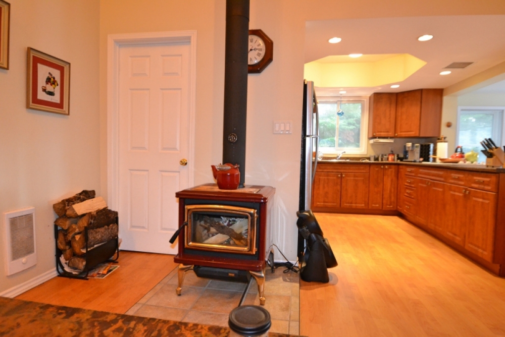 63 Salmon Trout Lane, Hastings Highlands Ontario, Canada
